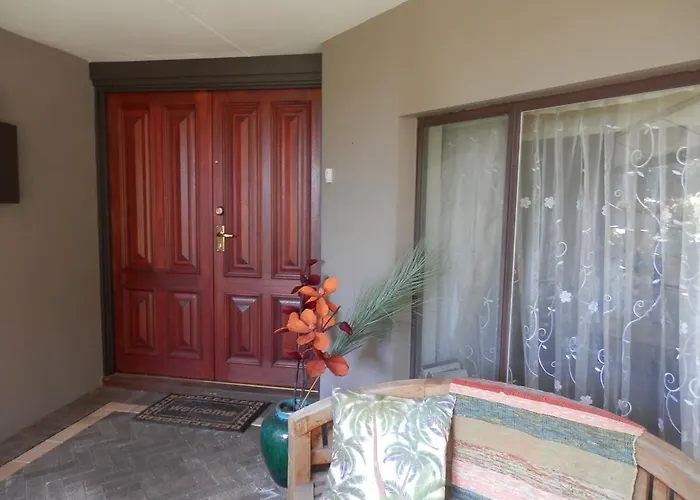 The Hideaway Luxury B&B Retreat